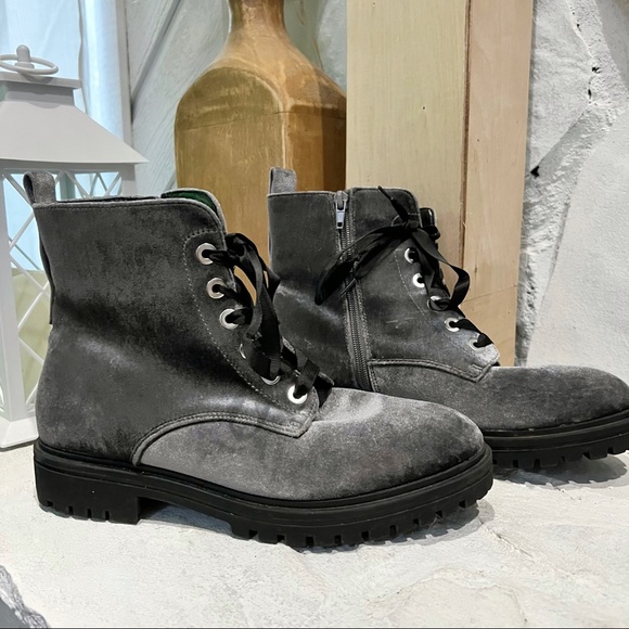 Velvet Combat Boots - Picture 1 of 9